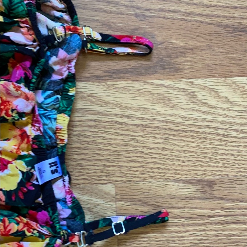 Summer Dress - Picture 2 of 3